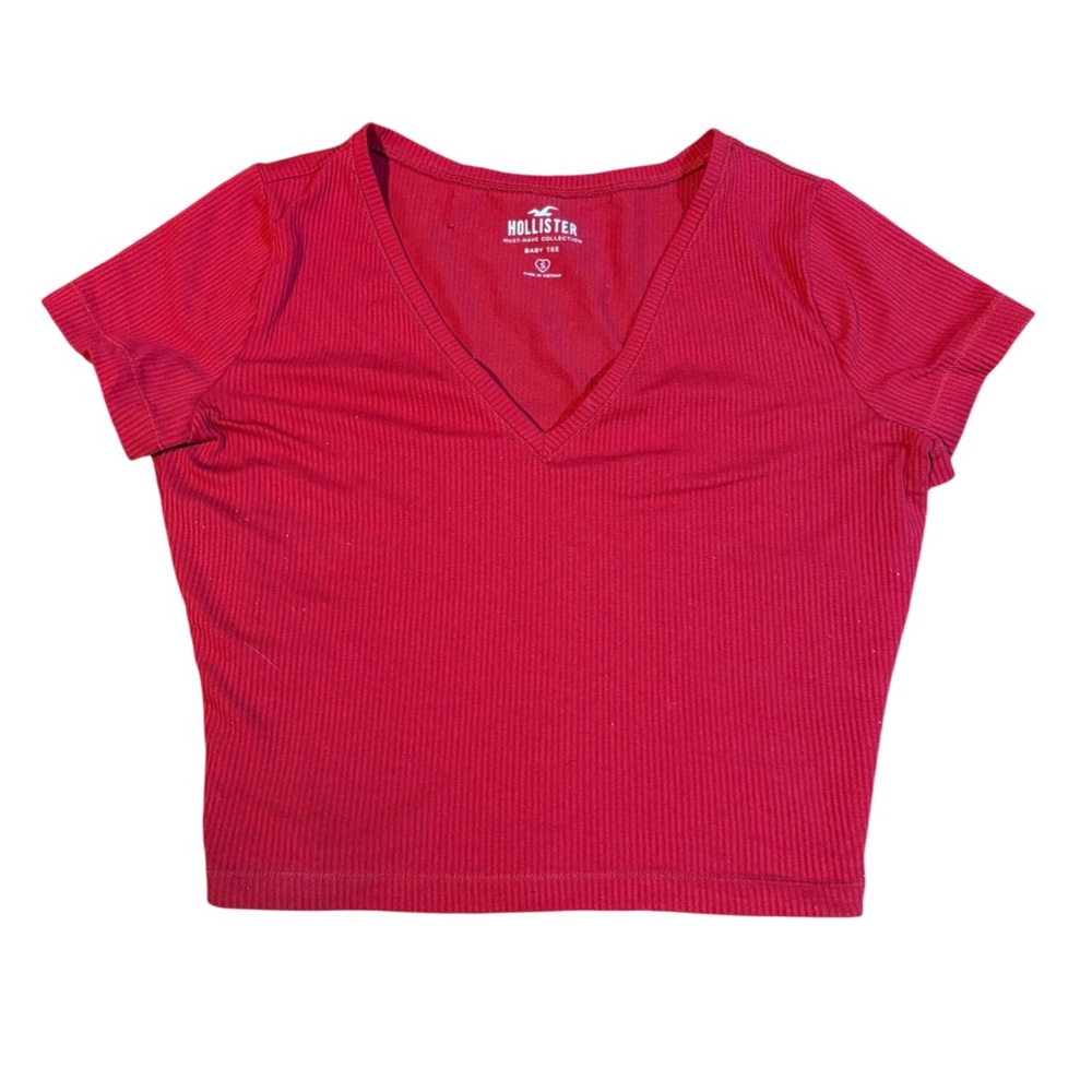 Hollister Women's Vibrant Red V-Neck Crop Top
